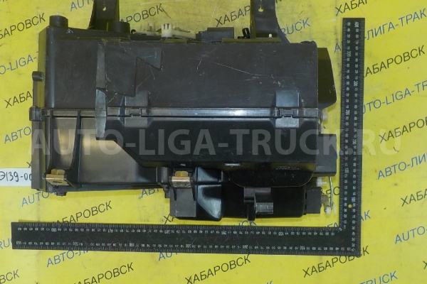 Корпус радиатора печки Isuzu Elf 4JG2 Корпус радиатора печки 4JG2 1993  8-97035-220-2