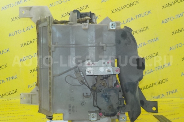 Корпус радиатора печки Mazda Titan 4HF1 Корпус радиатора печки 4HF1 2001  W620-61-130H