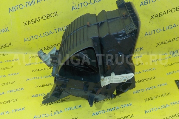 Корпус радиатора печки Mazda Titan TF Корпус радиатора печки TF 1996  W201-61-130