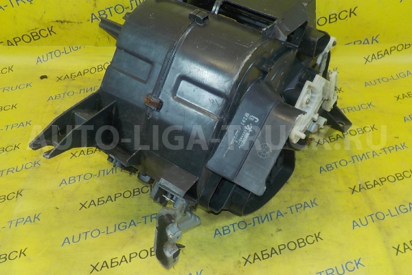 Корпус радиатора печки Mazda Titan VS Корпус радиатора печки VS 1996  W201-61-130