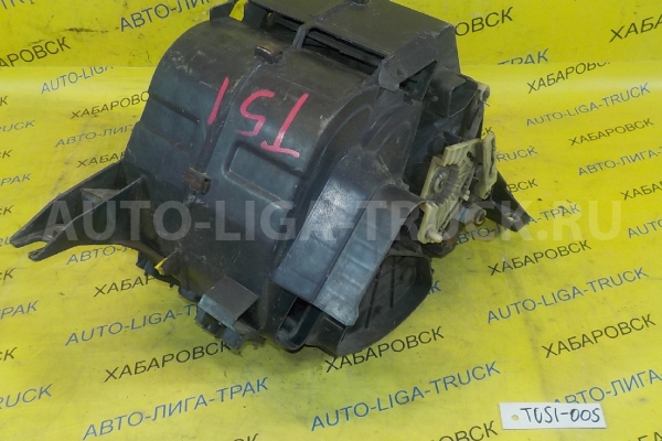 Корпус радиатора печки Mazda Titan XA Корпус радиатора печки XA 1990  W201-61-130