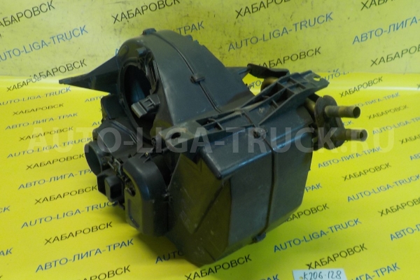 Корпус радиатора печки Mitsubishi Canter 4D32 Корпус радиатора печки 4D32 1990 MC133201 Корпус радиатора печки Mitsubishi Canter 4D32 Корпус радиатора печки 4D32 1990 MC133201