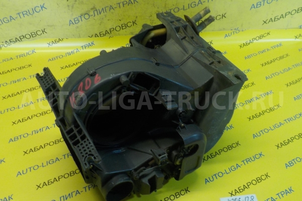 Корпус радиатора печки Mitsubishi Canter 4D32 Корпус радиатора печки 4D32 1990 MC133201 Корпус радиатора печки Mitsubishi Canter 4D32 Корпус радиатора печки 4D32 1990 MC133201
