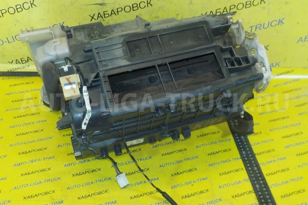Корпус радиатора печки Mitsubishi Canter 4M40 Корпус радиатора печки 4M40 2003  MK509757