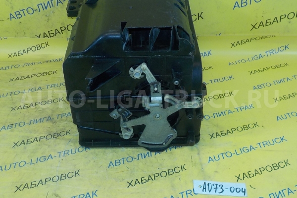 Корпус радиатора печки Nissan Atlas BD30 Корпус радиатора печки BD30 1992  27110-0T002