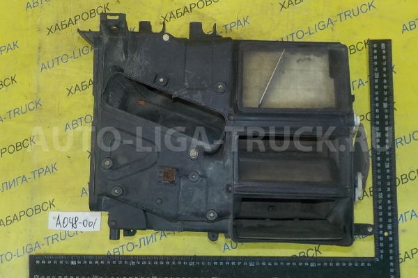 Корпус радиатора печки Nissan Atlas FD42 Корпус радиатора печки FD42 1994  27110-0T002