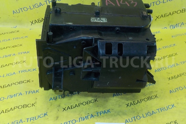 Корпус радиатора печки Nissan Atlas QD32 Корпус радиатора печки QD32 1999  27110-0T002