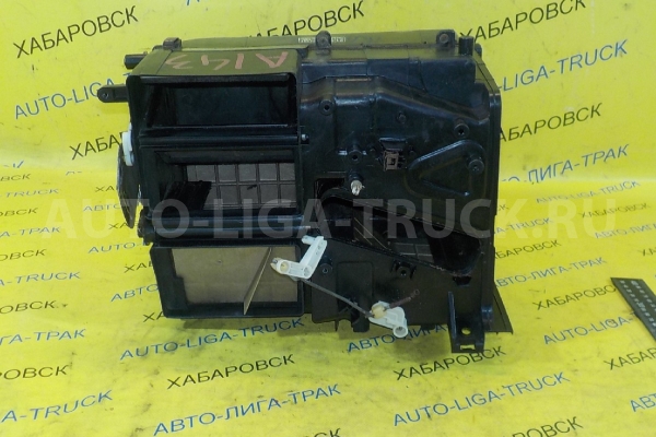 Корпус радиатора печки Nissan Atlas QD32 Корпус радиатора печки QD32 1999  27110-0T002