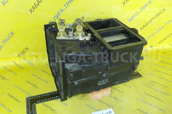 Корпус радиатора печки Nissan Atlas TD23 Корпус радиатора печки TD23 1993  27100-0T300