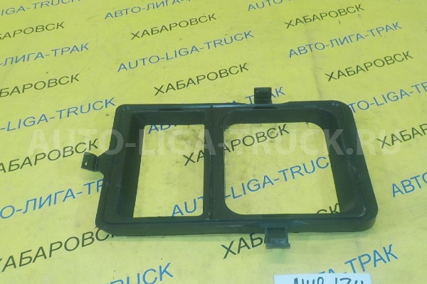 Корпус радиатора печки Nissan Atlas TD27 Корпус радиатора печки TD27 1999  27865-0T000