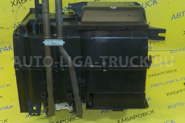 Корпус радиатора печки Nissan Atlas TD27 Корпус радиатора печки TD27 1997  27110-0T002