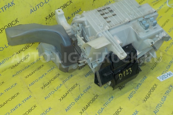 Корпус радиатора печки Toyota Dyna, Toyoace N04C Корпус радиатора печки N04C 2003  87150-37300