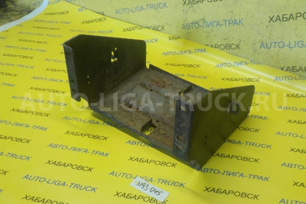 Крепление АКБ Isuzu Elf 4BC2 Крепление АКБ  1985  5-53613-009-3