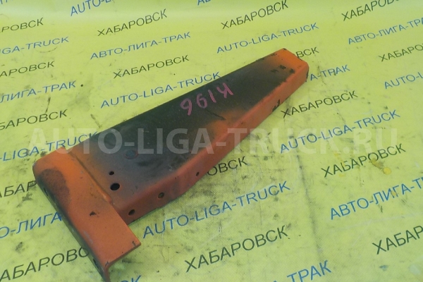 Крепление бака Mitsubishi Canter 4M51 Крепление бака 4M51 2000  MB390406