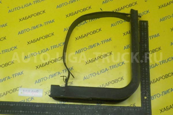 Крепление бака Nissan Atlas TD27 Крепление бака TD27 1991  17421-09T00