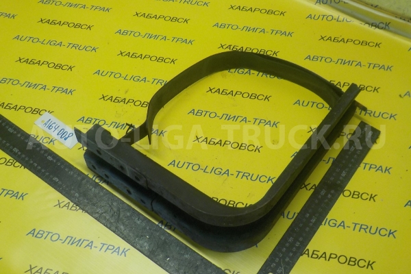 Крепление бака Nissan Atlas TD27 Крепление бака TD27 1991  17421-09T00