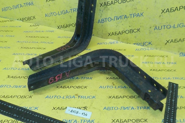 Крепление бака Nissan Atlas QD32 Крепление бака QD32 2005  17421-09T00