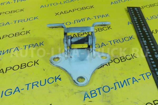 Крепление двери Isuzu Elf 4HF1 Крепление двери 4HF1 1994  8-97852-007-3