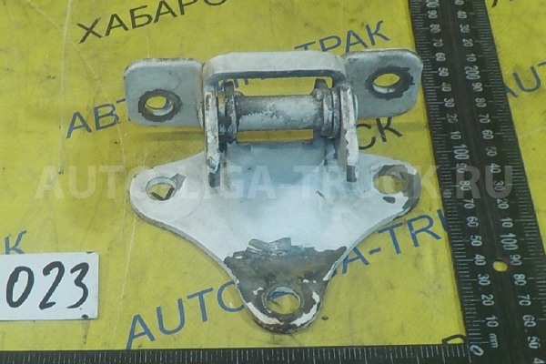 Крепление двери Isuzu Elf 4HG1 Крепление двери 4HG1 2000  8-97852-007-4