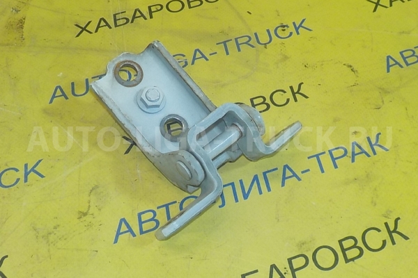 Крепление двери Mazda Titan WL Крепление двери WL 2002  W611-59-210