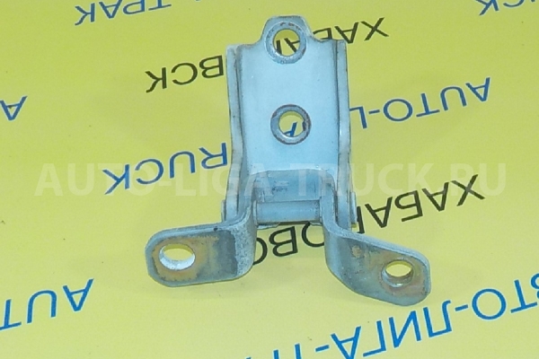 Крепление двери Mazda Titan WL Крепление двери WL 2002  W611-59-240A