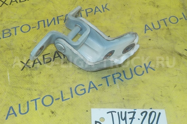 Крепление двери Mazda Titan WL Крепление двери WL 2002  W611-58-240A