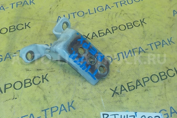 Крепление двери Mazda Titan WL Крепление двери WL 2002  W611-58-210