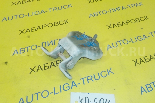 Крепление двери Mitsubishi Canter Крепление двери    MC145724