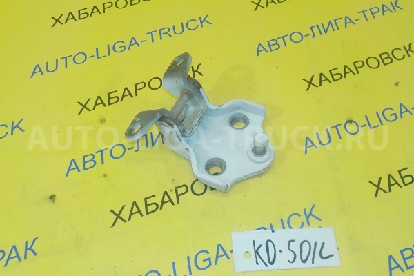 Крепление двери Mitsubishi Canter Крепление двери    MC145724