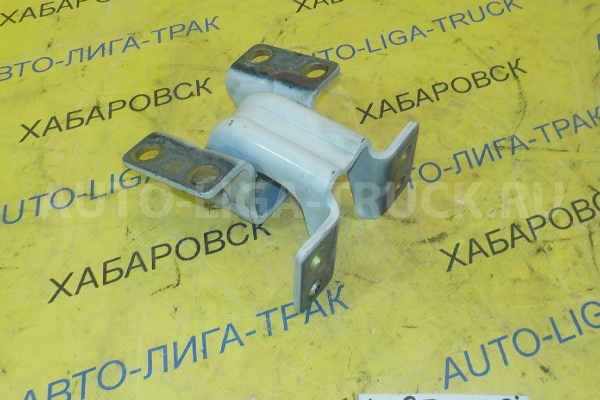 Крепление двери Mitsubishi Canter 4M40 Крепление двери 4M40 2003  MK997204