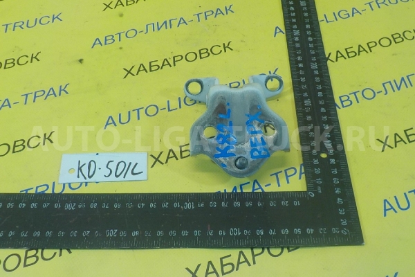 Крепление двери Mitsubishi Canter Крепление двери MC145724 Крепление двери Mitsubishi Canter Крепление двери MC145724