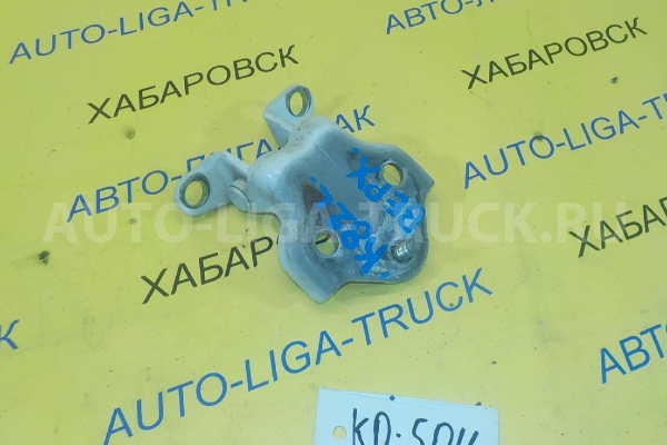 Крепление двери Mitsubishi Canter Крепление двери MC145724 Крепление двери Mitsubishi Canter Крепление двери MC145724