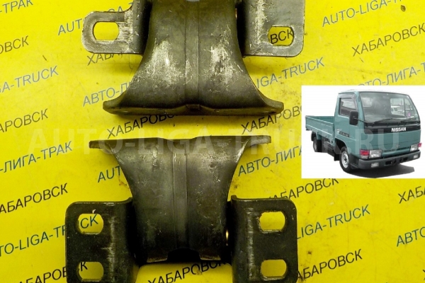 Крепление двери Nissan Atlas ПРАВЫЕ ПАРА F23 H41 S41 1993-2007 Крепление двери 80400-0T000 Крепление двери Nissan Atlas ПРАВЫЕ ПАРА F23 H41 S41 1993-2007 Крепление двери 80400-0T000