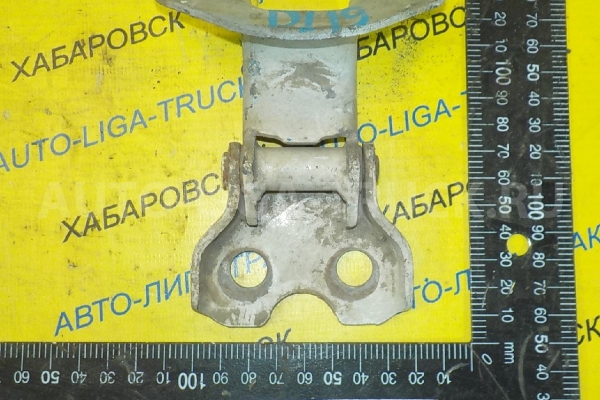 Крепление двери Toyota Dyna, Toyoace 14B Крепление двери 14B   68710-95403