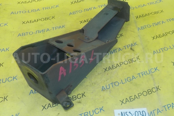 КРЕПЛЕНИЕ  КАБИНЫ Nissan Atlas TD27 КРЕПЛЕНИЕ  КАБИНЫ TD27 1996  95121-5T002