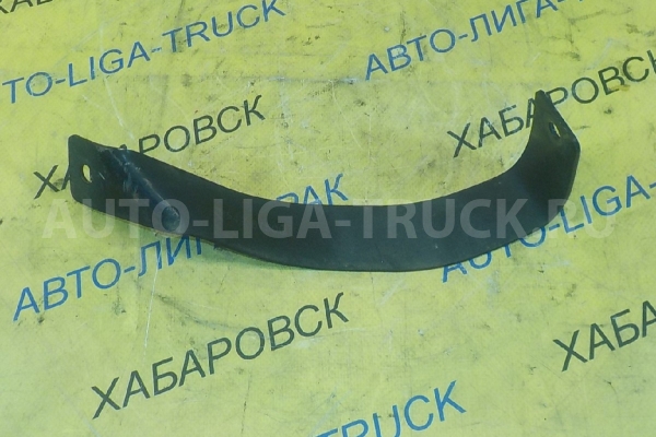 Крепление радиатора Nissan Atlas TD27 Крепление радиатора TD27 1999 21542-6T500 Крепление радиатора Nissan Atlas TD27 Крепление радиатора TD27 1999 21542-6T500