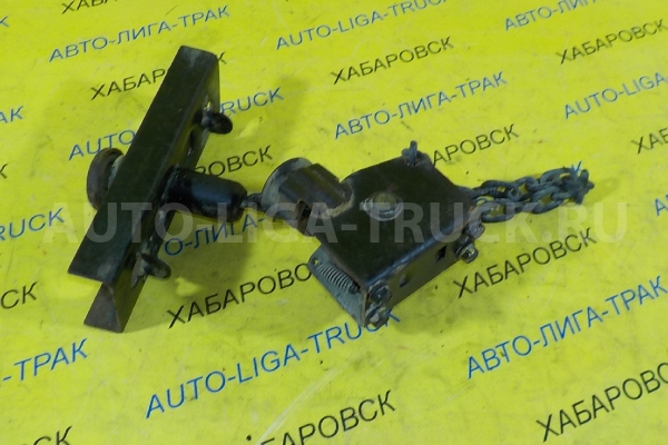 Крепление запасного колеса Mazda Titan SL Крепление запасного колеса SL 1989  W009-38-610A