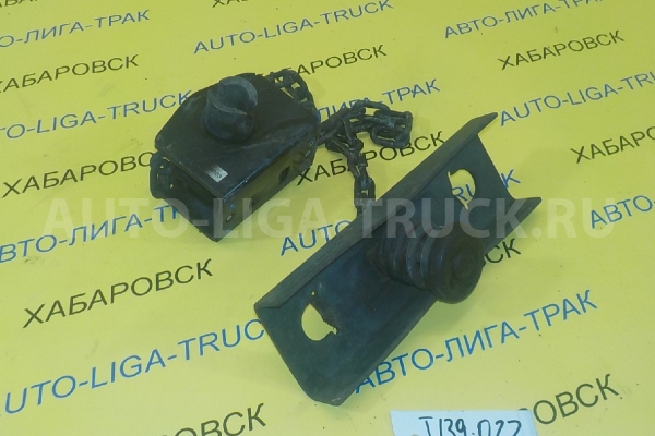 Крепление запасного колеса Mazda Titan TF Крепление запасного колеса TF 2001  W023-38-610A