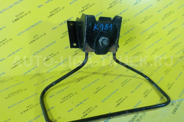 Крепёж запаски Mitsubishi Canter 4D33 Крепление запасного колеса 4D33 1996  