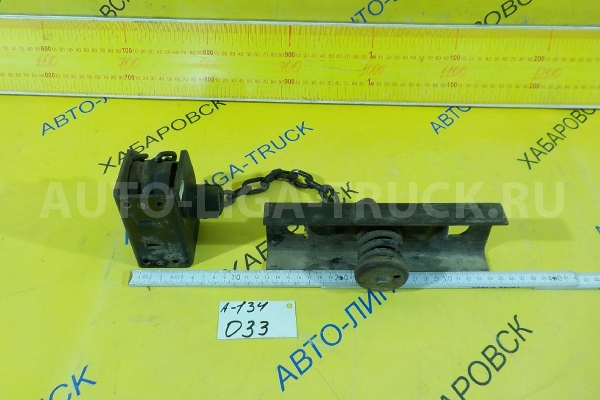 Крепление запасного колеса Nissan Atlas FD42 Крепление запасного колеса FD42 1994  57210-0T161