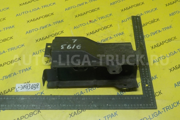 Кроншейн-крепление Isuzu Elf 4BC2 Кроншейн-крепление  1985  8-94101-540-4