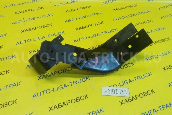 Кроншейн-крепление Isuzu Elf 4HF1 Кроншейн-крепление 4HF1 2001  8-97101-040-1