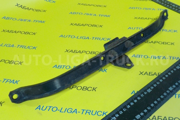 Кроншейн-крепление Mitsubishi Canter 4M40 Кроншейн-крепление 4M40 2003  