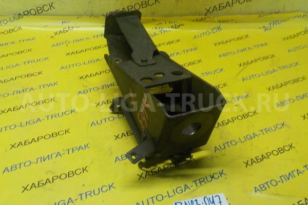 Кроншейн-крепление Nissan Atlas TD27 Кроншейн-крепление TD27 1995 95120-5T000 Кроншейн-крепление Nissan Atlas TD27 Кроншейн-крепление TD27 1995 95120-5T000