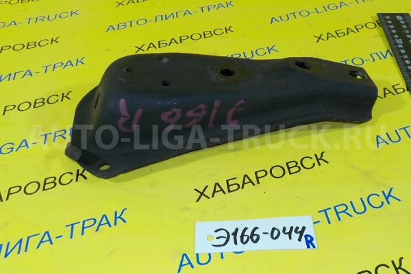 Кронштейн амортизатора Isuzu Elf 4HF1 Кронштейн амортизатора 4HF1 1996  8-97034-000-1