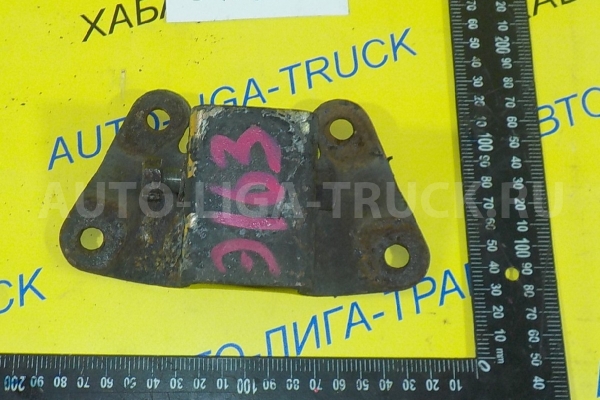 Кронштейн амортизатора Isuzu Elf 4HG1 Кронштейн амортизатора 4HG1 1999 8-97031-383-2 Кронштейн амортизатора Isuzu Elf 4HG1 Кронштейн амортизатора 4HG1 1999 8-97031-383-2