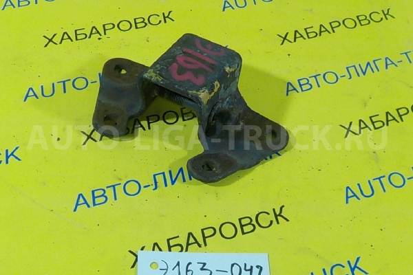 Кронштейн амортизатора Isuzu Elf 4HG1 Кронштейн амортизатора 4HG1 1999 8-97031-383-2 Кронштейн амортизатора Isuzu Elf 4HG1 Кронштейн амортизатора 4HG1 1999 8-97031-383-2