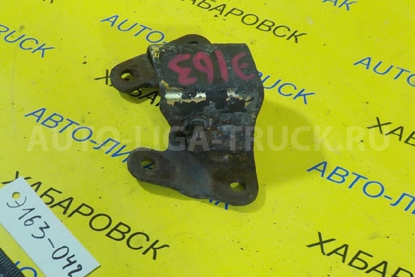 Кронштейн амортизатора Isuzu Elf 4HG1 Кронштейн амортизатора 4HG1 1999 8-97031-383-2 Кронштейн амортизатора Isuzu Elf 4HG1 Кронштейн амортизатора 4HG1 1999 8-97031-383-2