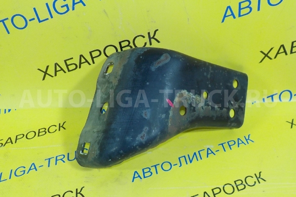 Кронштейн бампера Mitsubishi Canter Кронштейн бампера    MB293990
