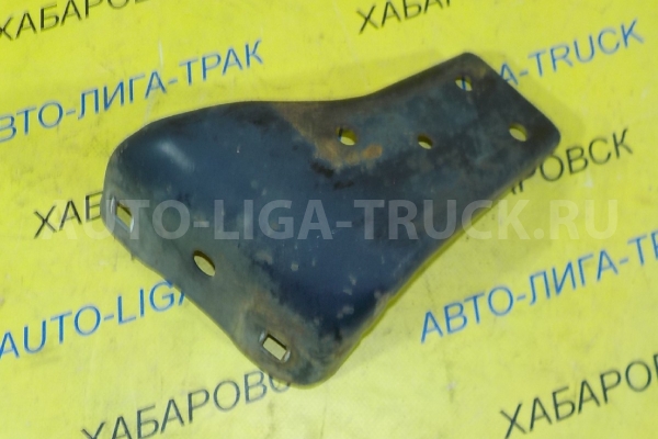 Кронштейн бампера Mitsubishi Canter Кронштейн бампера MB293989 Кронштейн бампера Mitsubishi Canter Кронштейн бампера MB293989